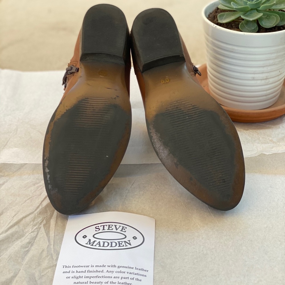 Steve Madden Rozamare Boots - Picture 5 of 7